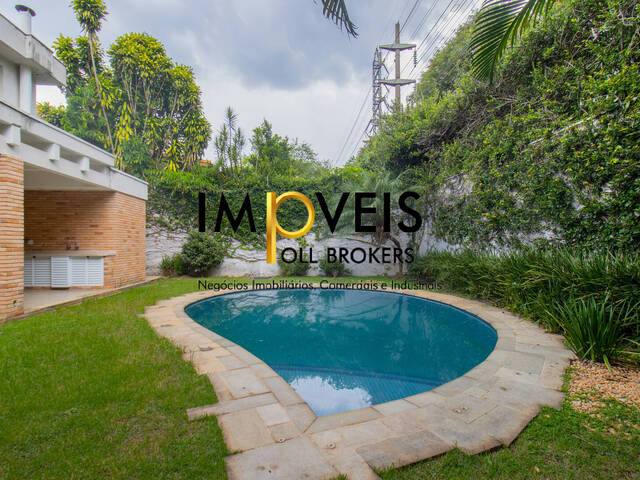 Casa Sobrado de Rua para Venda em São Paulo - 2