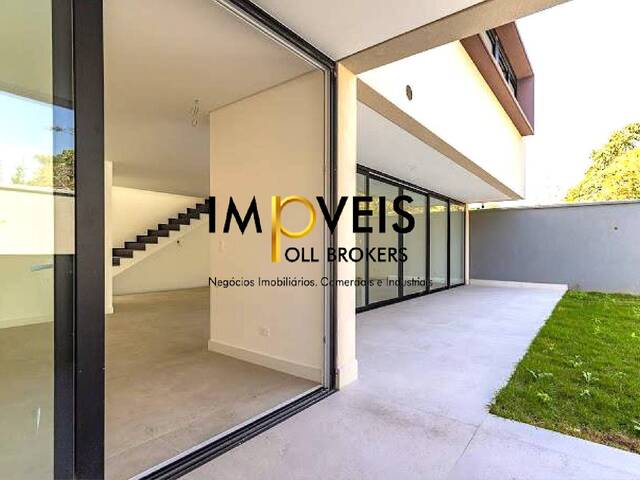 Sobrado em Condomínio para Venda em São Paulo - 4