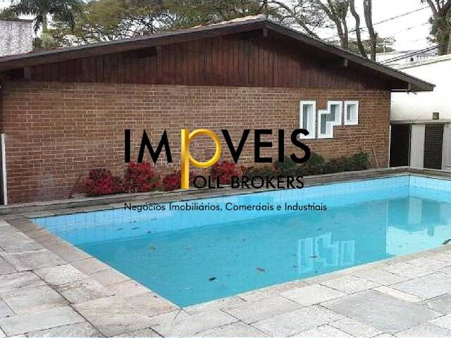 #5448 - Casa Térrea de Rua para Venda em São Paulo - SP - 1