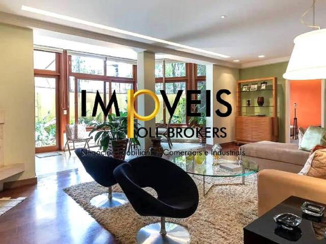 Sobrado de Rua para Venda em São Paulo - 4