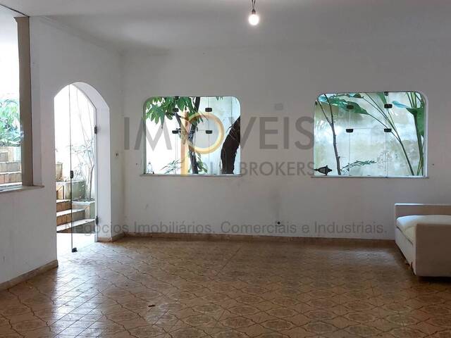 Casa Térrea de Rua para Venda em São Paulo - 4