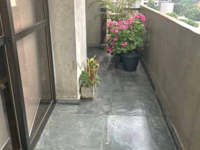 Apartamento Um por Andar para Venda em São Paulo - 5
