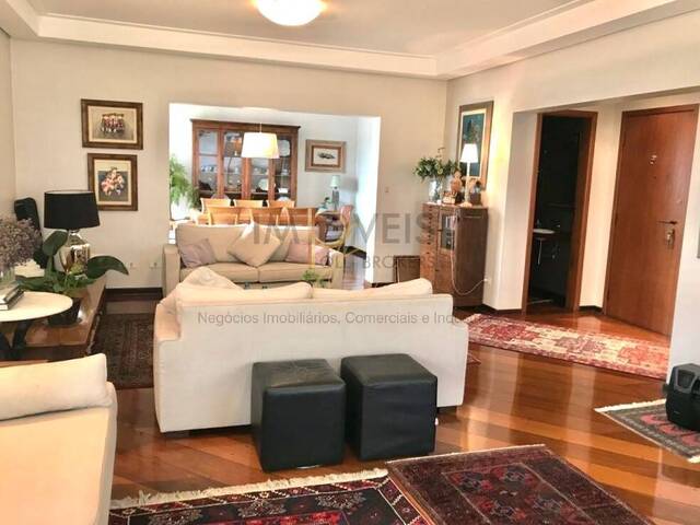 Apartamento Um por Andar para Venda em São Paulo - 4