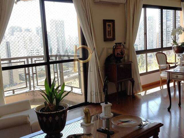 #4062 - Apartamento Um por Andar para Venda em São Paulo - SP - 1