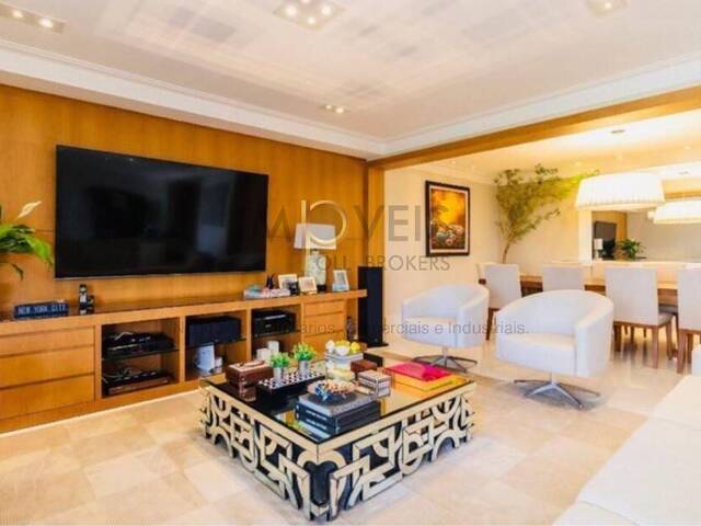 Apartamento Um por Andar para Venda em São Paulo - 4