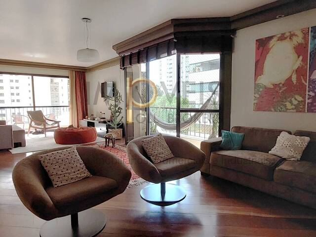 Apartamento Um por Andar para Venda em São Paulo - 4