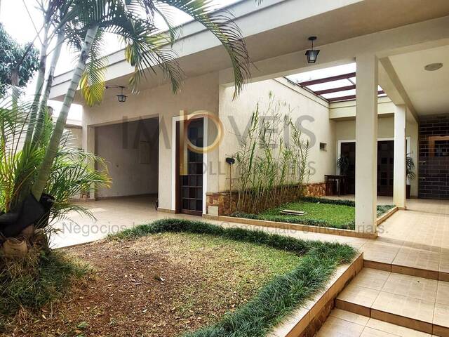 #4182 - Casa Térrea de Rua para Venda em São Paulo - SP - 1
