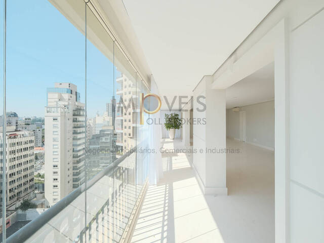 Apartamento Um por Andar para Venda em São Paulo - 5