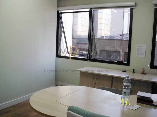 Conjunto Comercial para Locação em São Paulo - 4