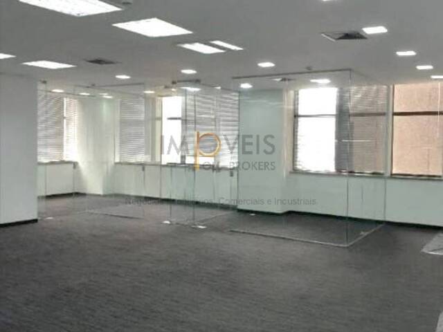 Conjunto Comercial para Locação em São Paulo - 4