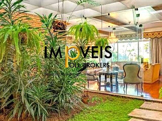 #5439 - Casa Térrea de Rua para Venda em São Paulo - SP - 1